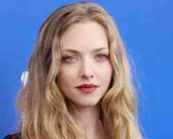 WHO IS AMANDA SEYFRIED BIOGRAPHY AGE WORK LOVES CURIOSITIES